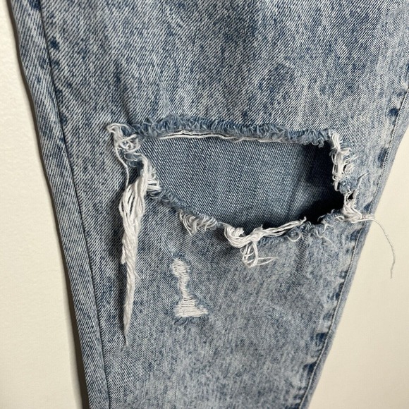 American Eagle Skater Jeans Acid Wash Men’s 31x26 Distressed Ripped Y2K - Picture 2 of 7